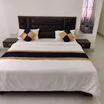 Bhawana Hotel